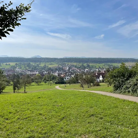 Appartement Gemuetliches-gaestezimmer *